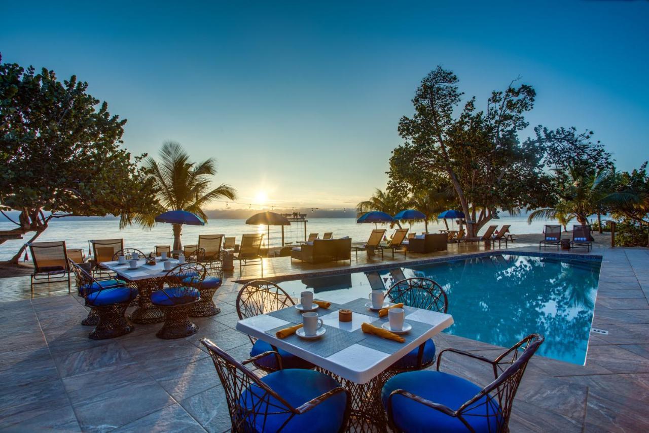 Mariposa Belize Beach Resort Placencia エクステリア 写真