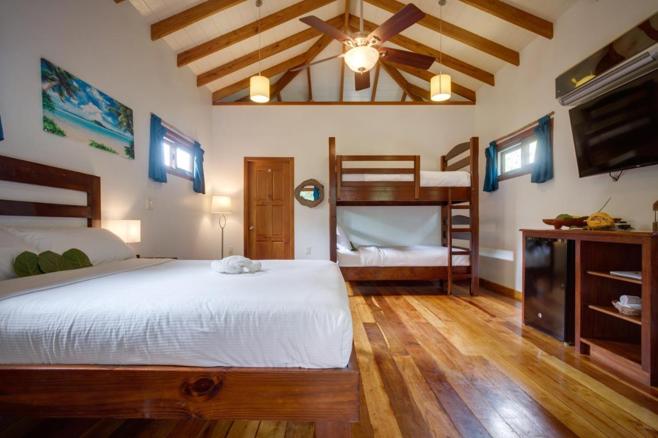 Mariposa Belize Beach Resort Placencia エクステリア 写真