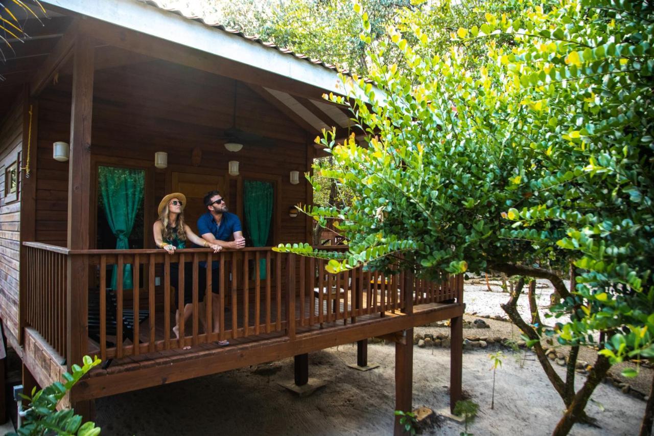 Mariposa Belize Beach Resort Placencia エクステリア 写真