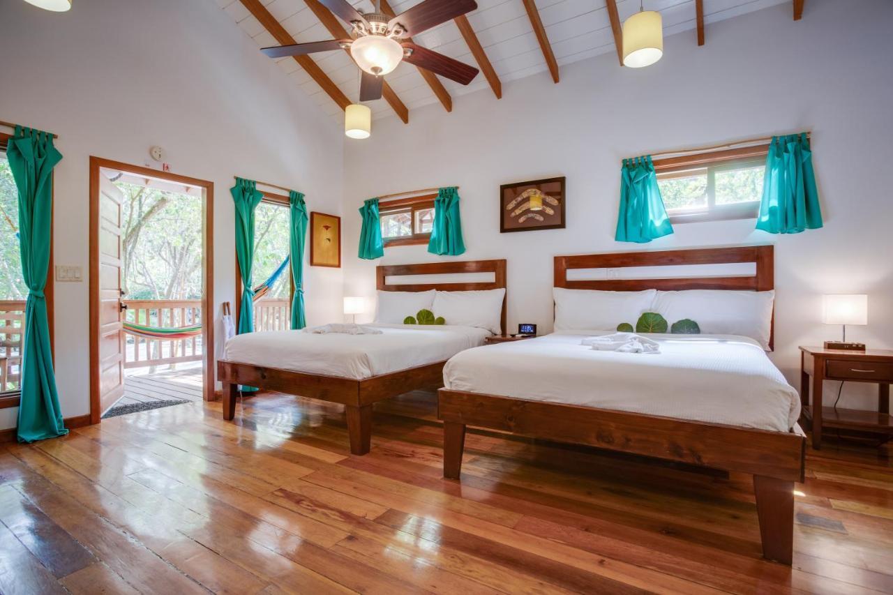 Mariposa Belize Beach Resort Placencia エクステリア 写真