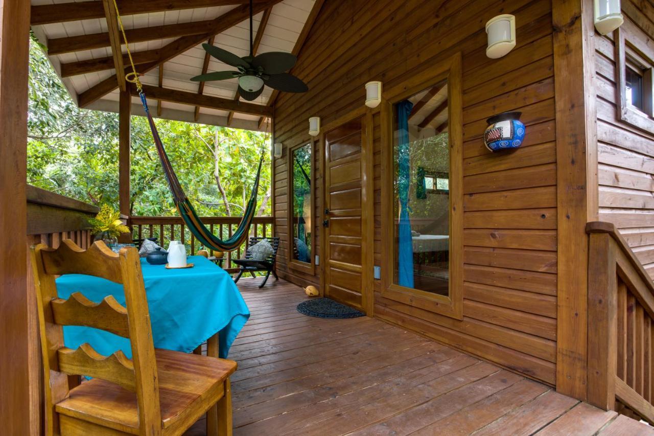 Mariposa Belize Beach Resort Placencia エクステリア 写真